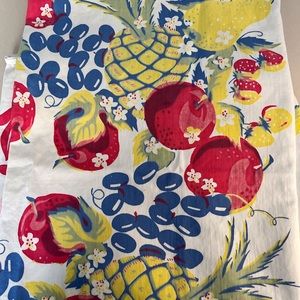 Beautiful vintage tablecloth